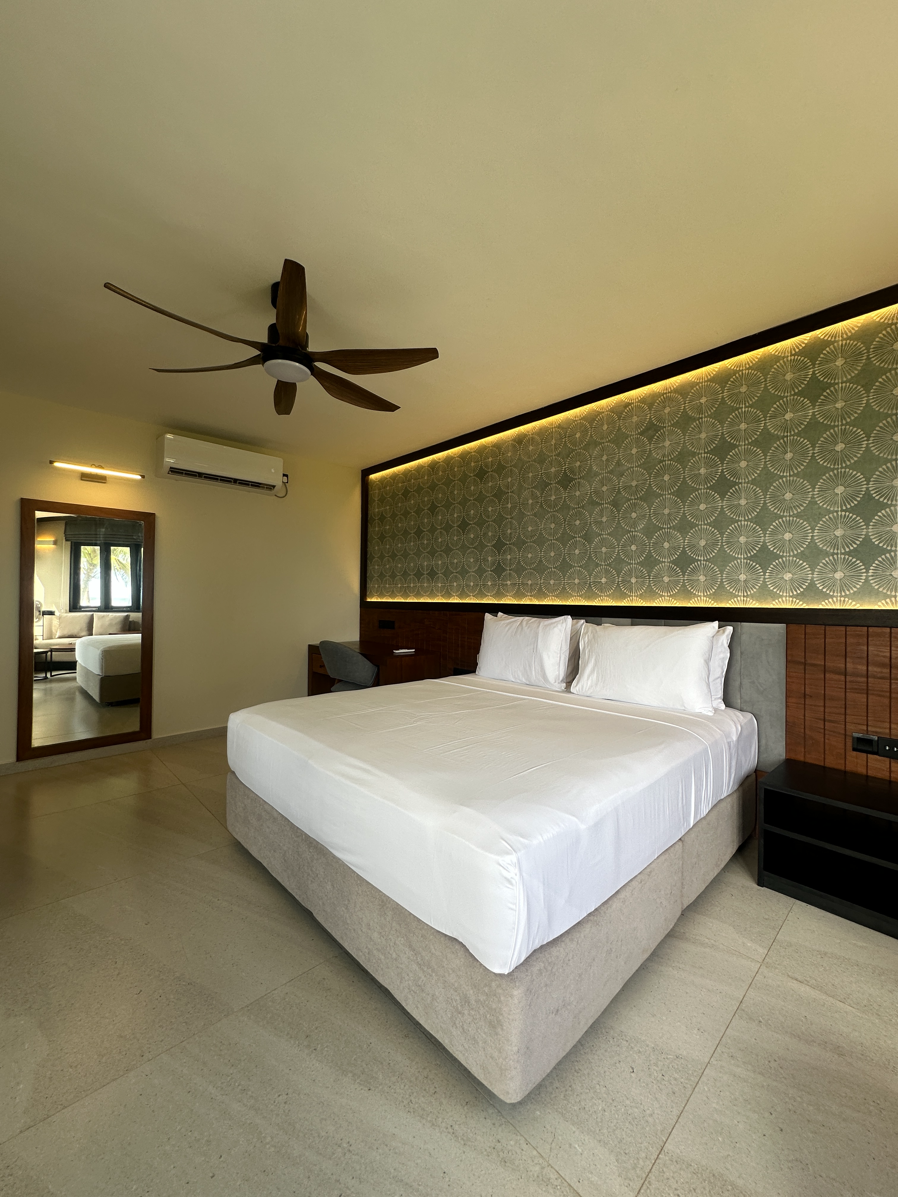 The South Beach - Image 13