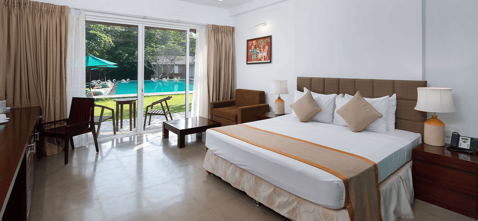 The South Lake - Image 7