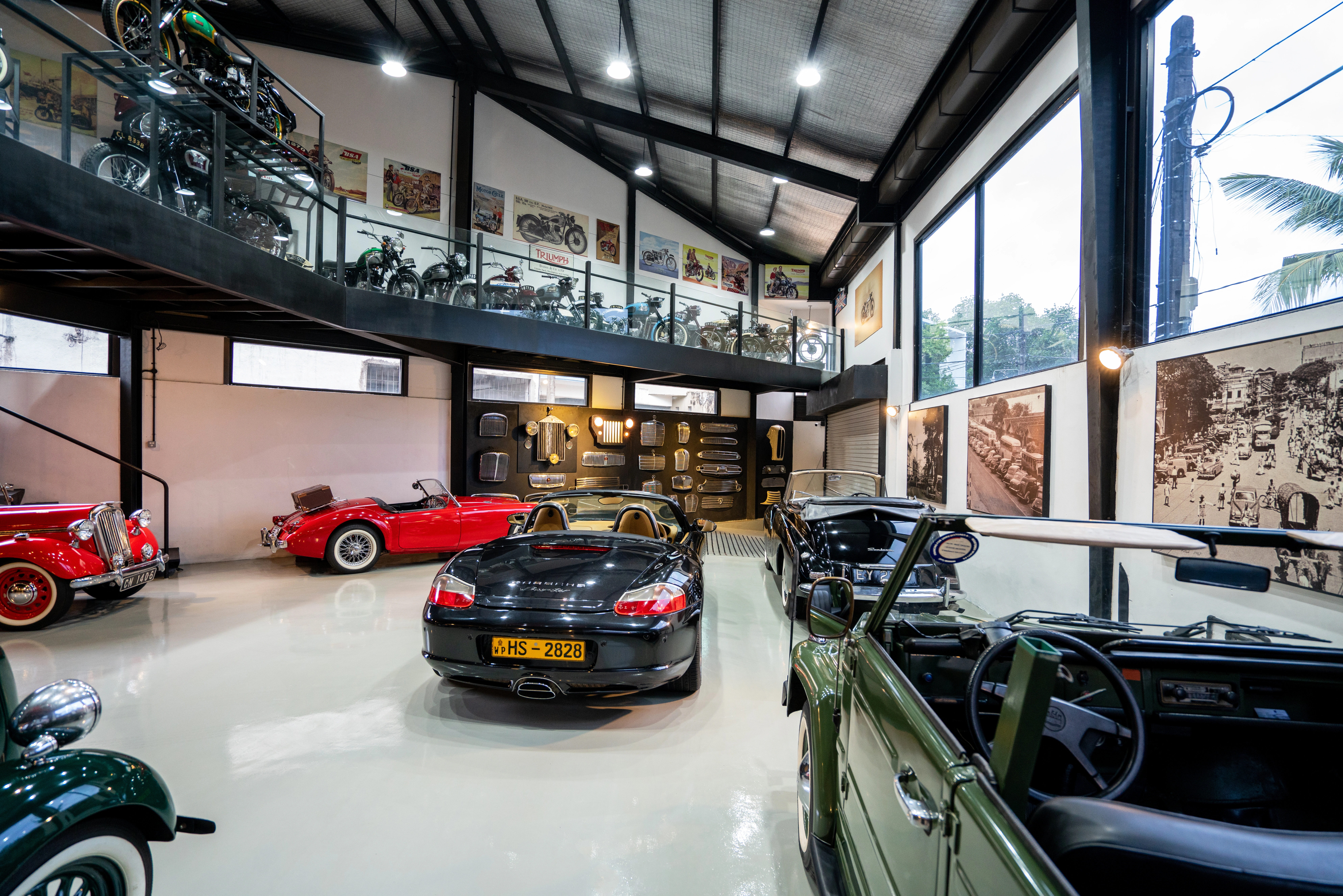 Automotive gallery (Private Collection) - Image 9