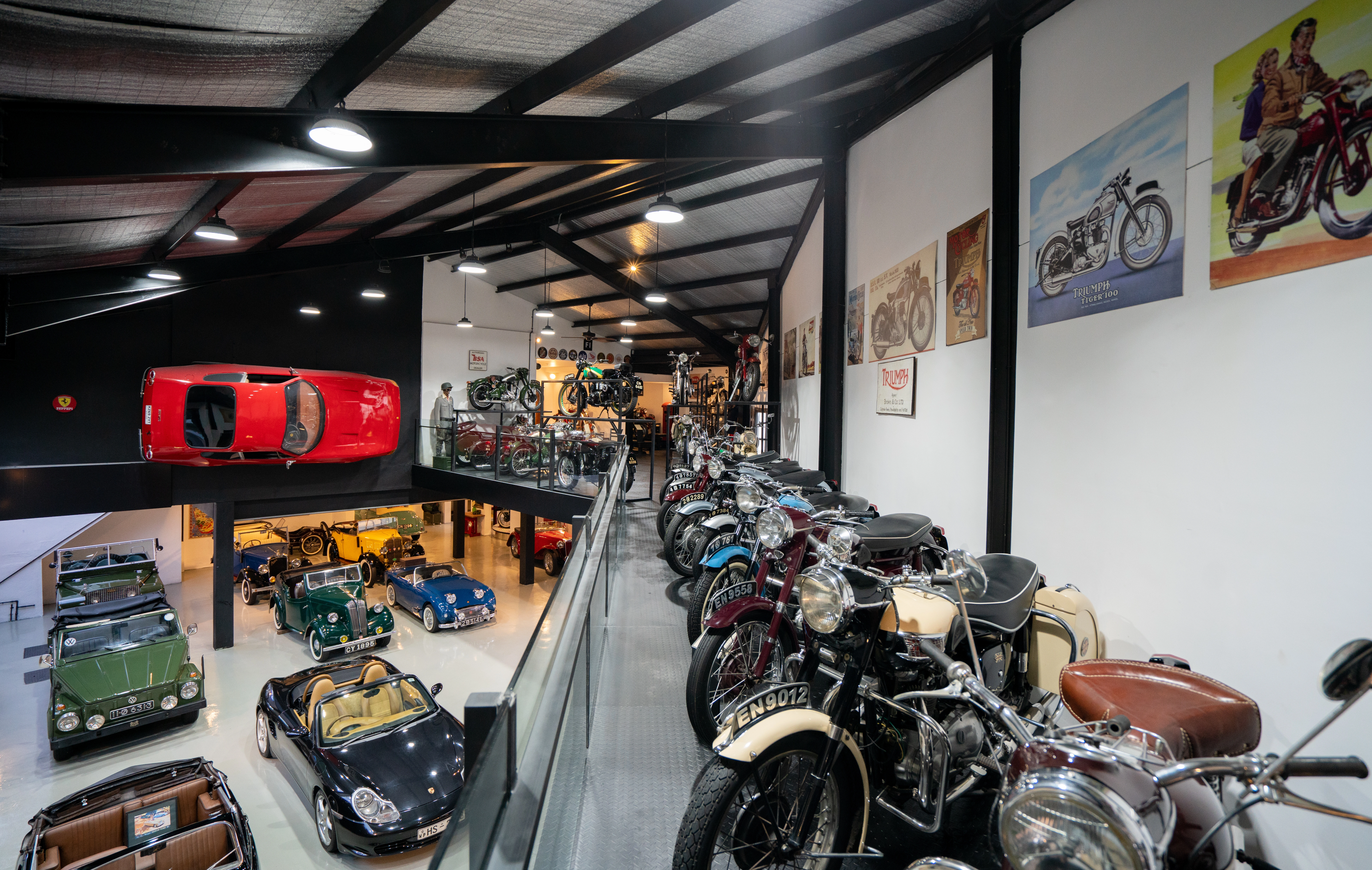 Automotive gallery (Private Collection) - Image 12