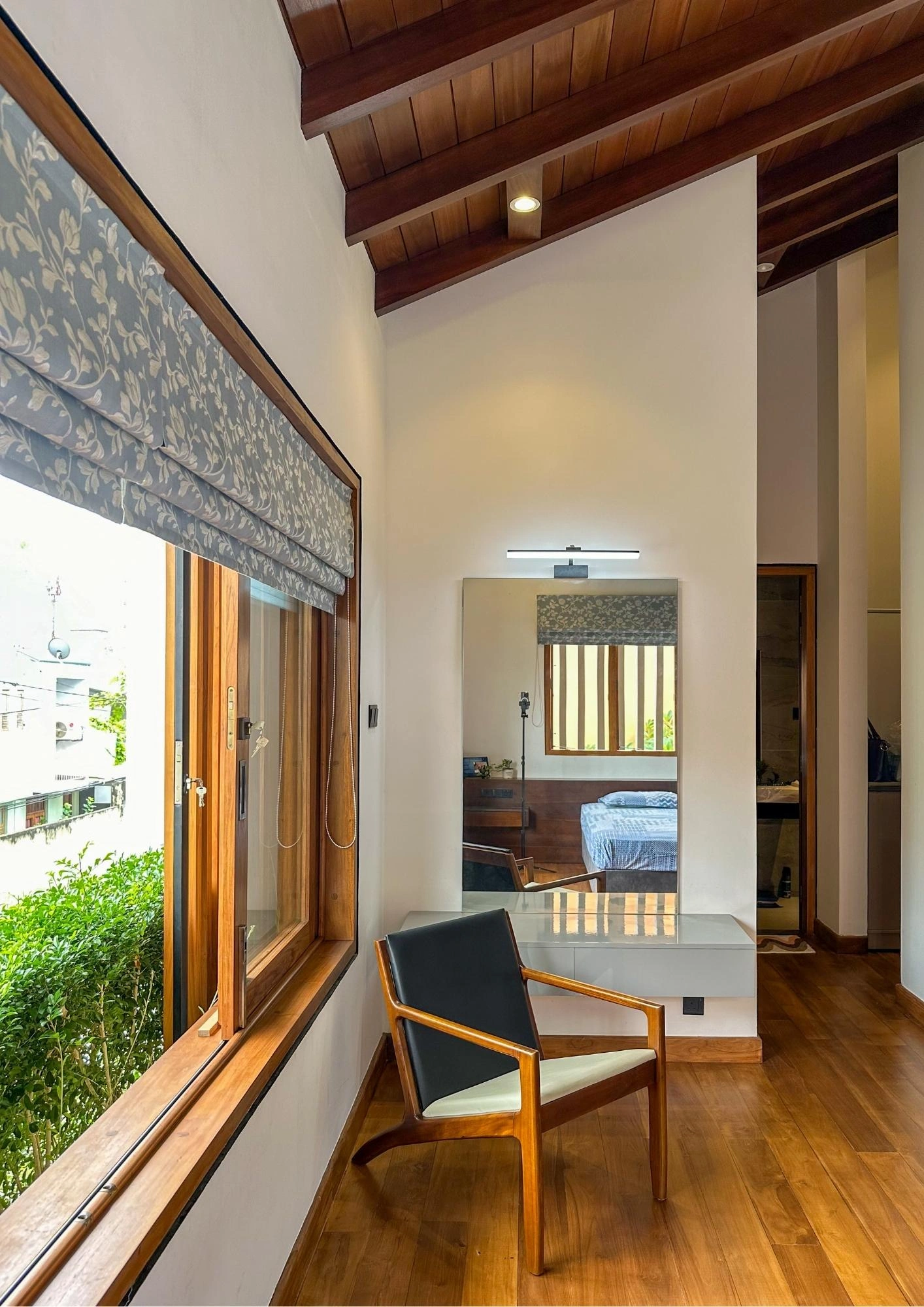 Residence - Image 11