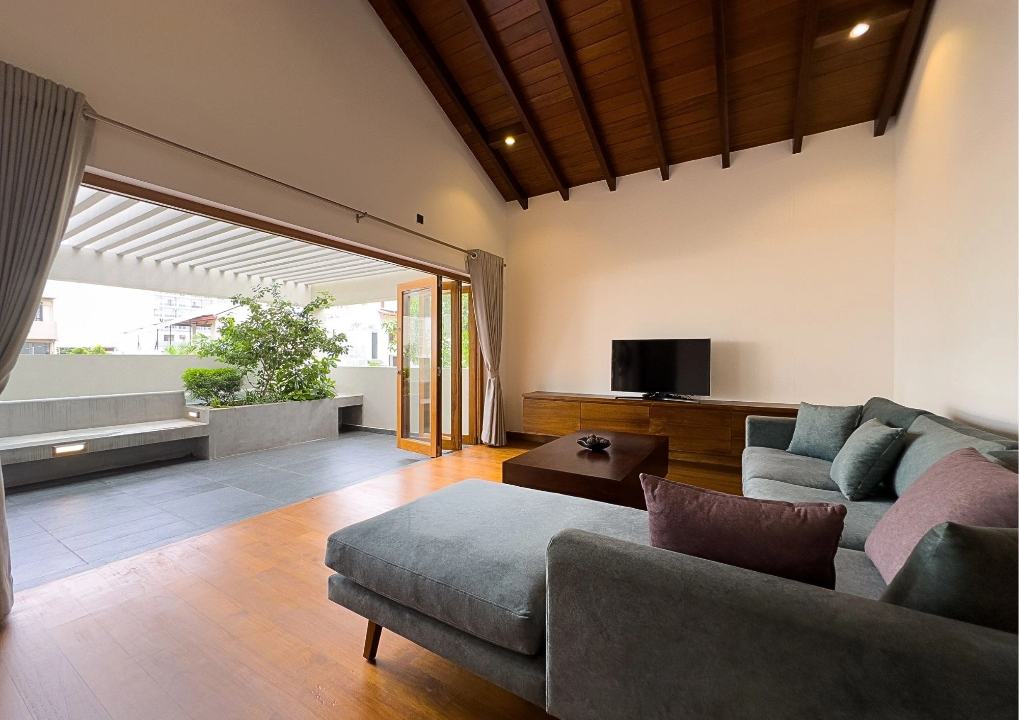 Residence - Image 13