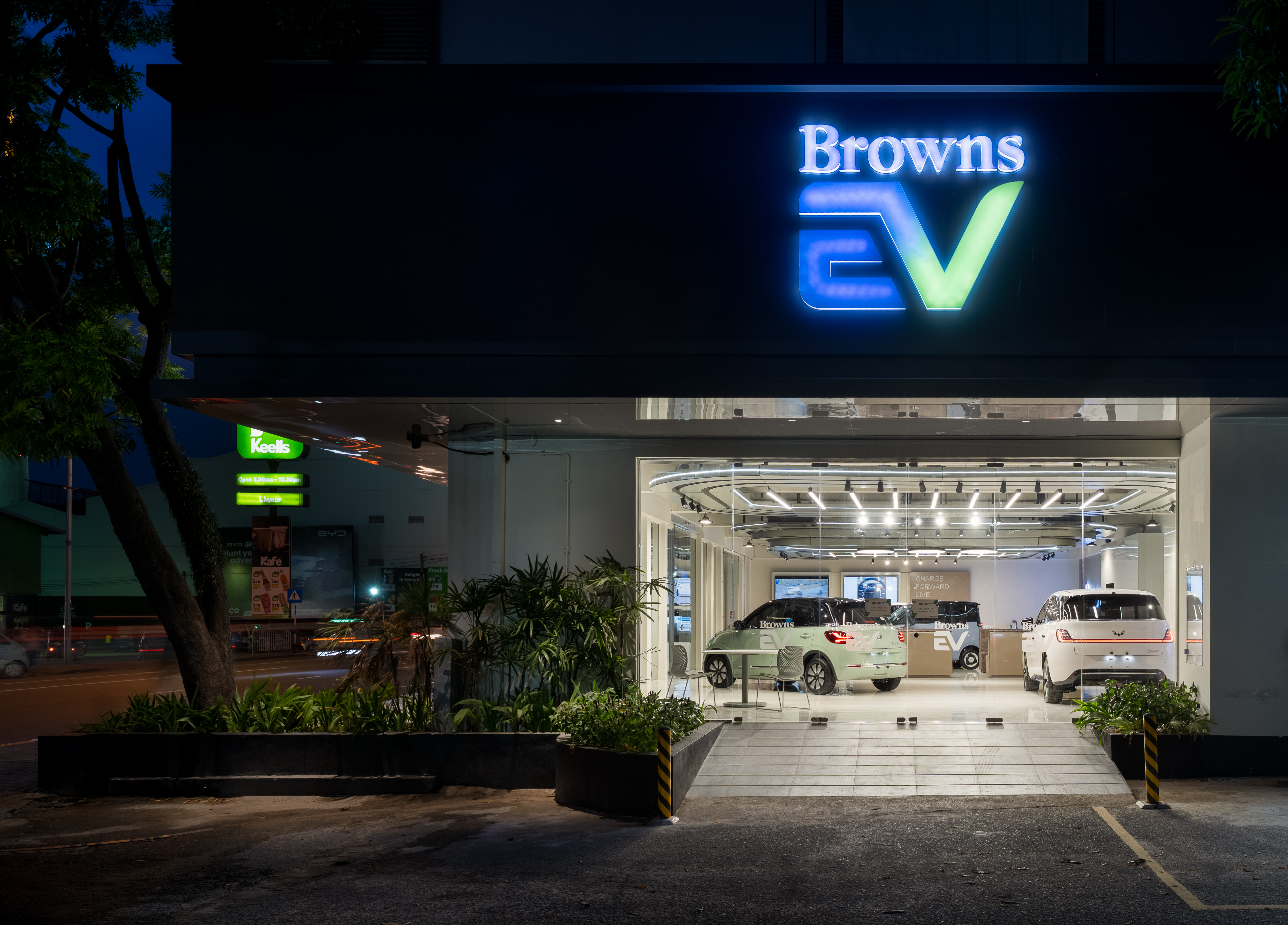 Browns Ev Showroom - Darley Road